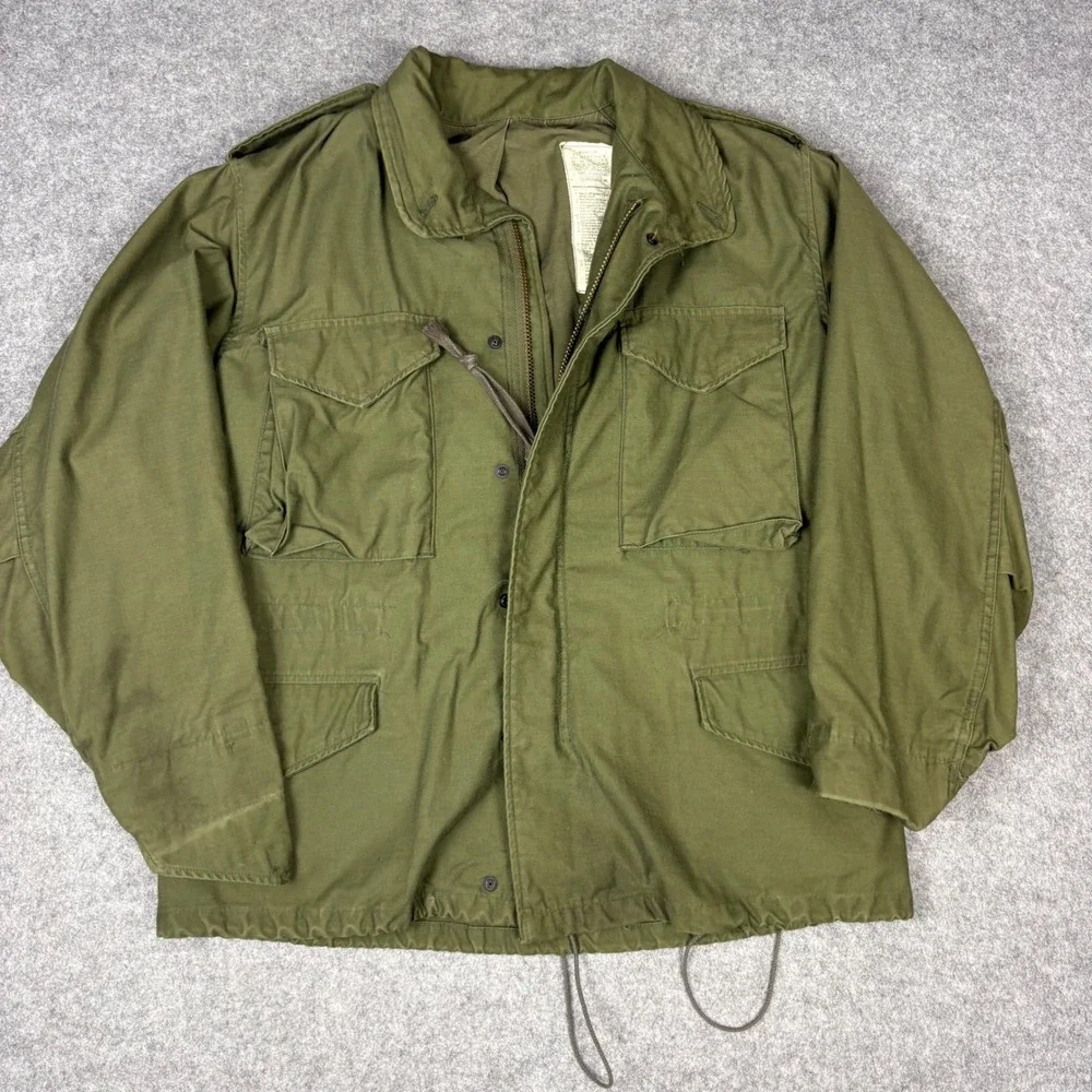 Vintage M-65 Field Jacket Mens Medium Short Olive Drab Green Military Coat M65